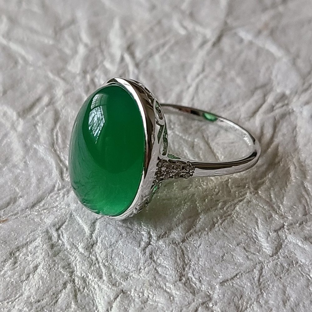 Faux Jade Stone Ring Size 8-Fashion Ring- Sterling Silver